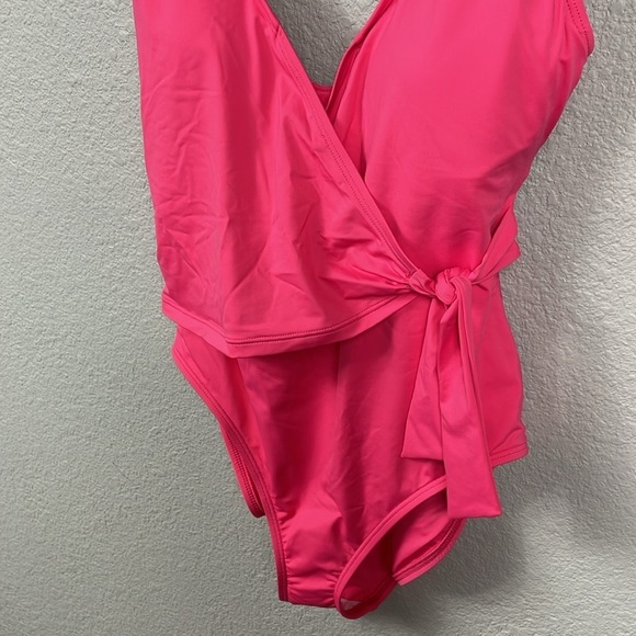 NWT Tommy Bahama Tie Front Wrap One Piece Swimsuit Pink Flattering Sz 8 - Picture 3 of 10